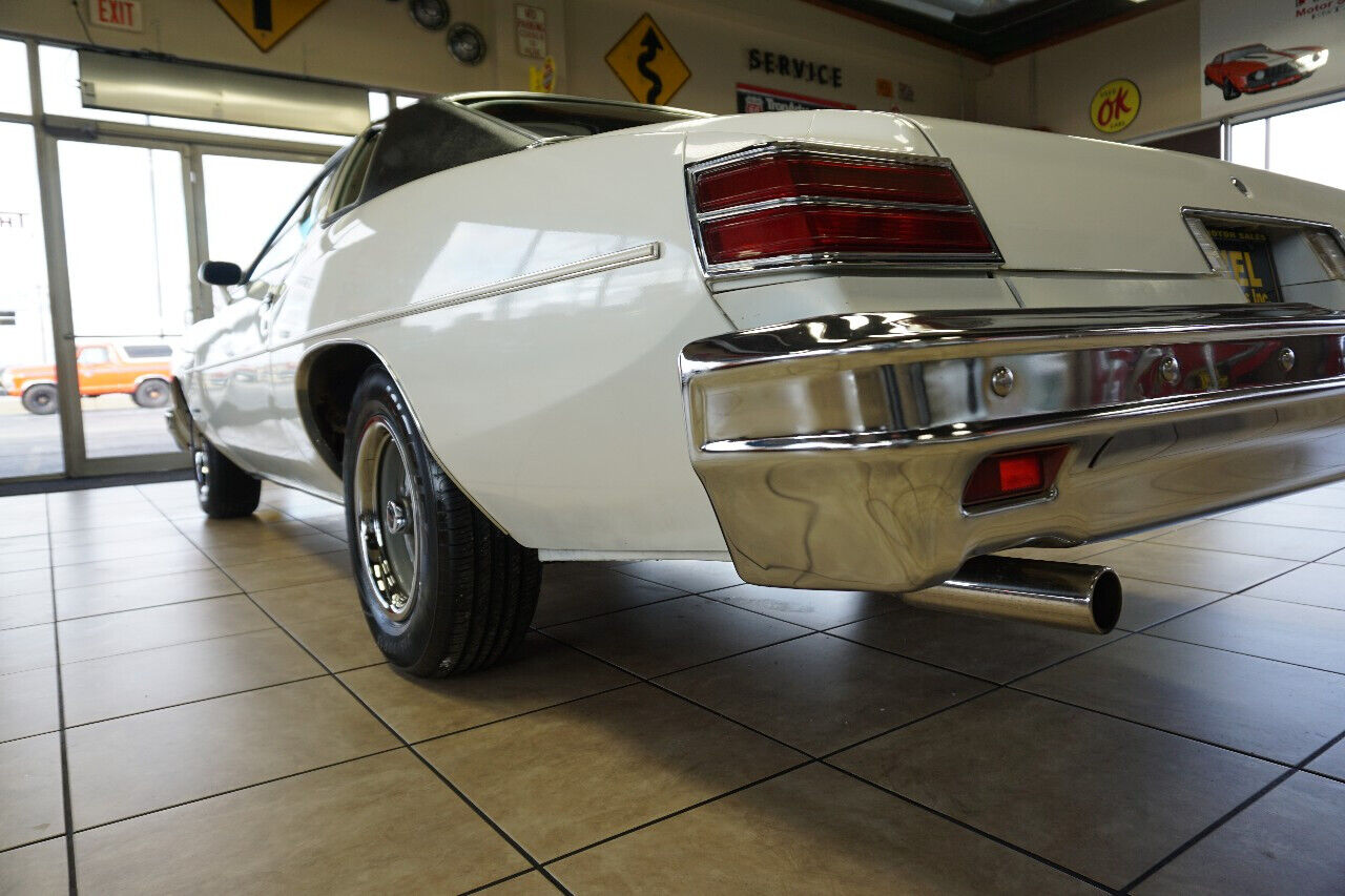Pontiac-Le-Mans-1977-Classic-Car-17