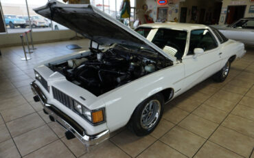 Pontiac-Le-Mans-1977-Classic-Car-31