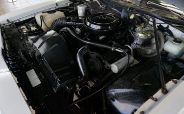Pontiac-Le-Mans-1977-Classic-Car-32
