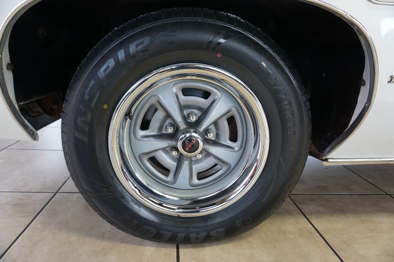 Pontiac-Le-Mans-1977-Classic-Car-34