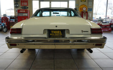 Pontiac-Le-Mans-1977-Classic-Car-6