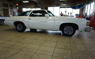 Pontiac-Le-Mans-1977-Classic-Car-9