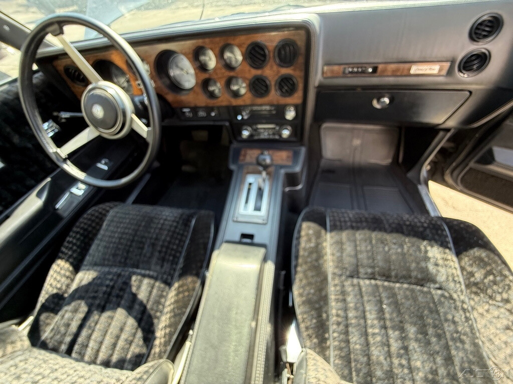 Pontiac-Le-Mans-1978-Coupe-14