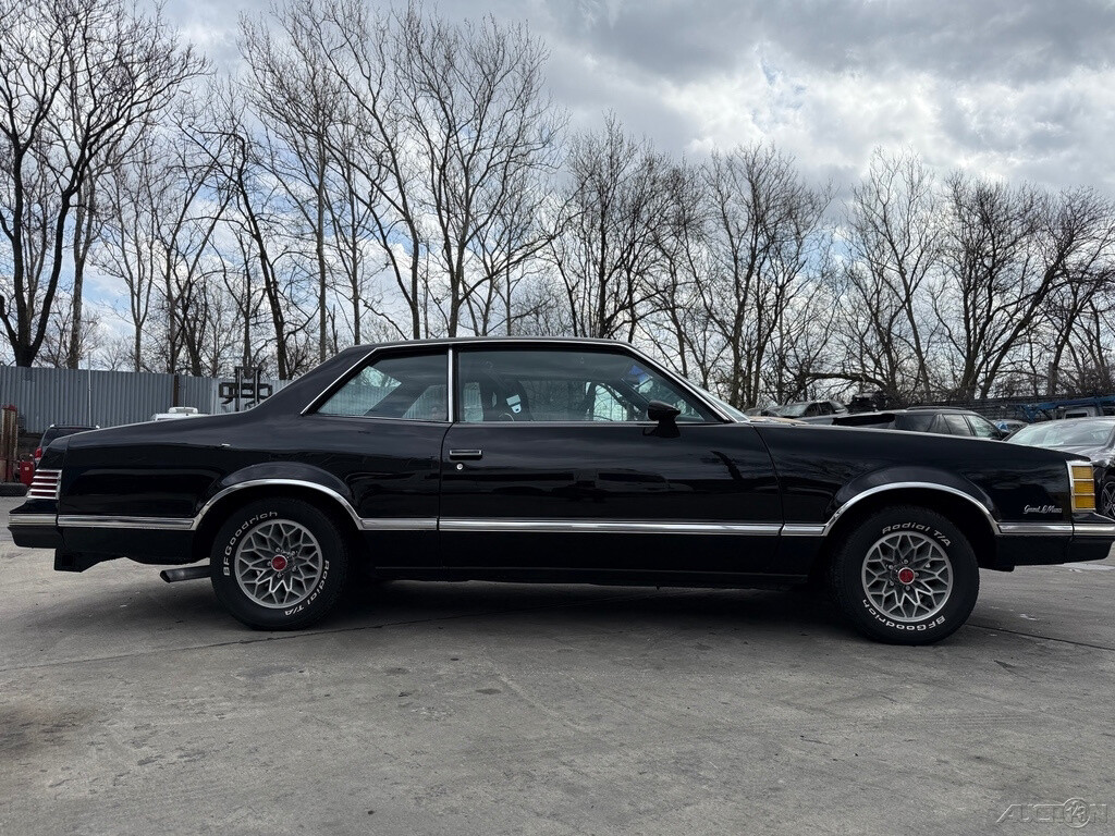Pontiac-Le-Mans-1978-Coupe-3