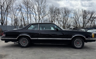 Pontiac-Le-Mans-1978-Coupe-3