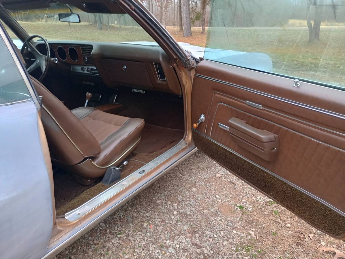 Pontiac-Lemans-1970-4