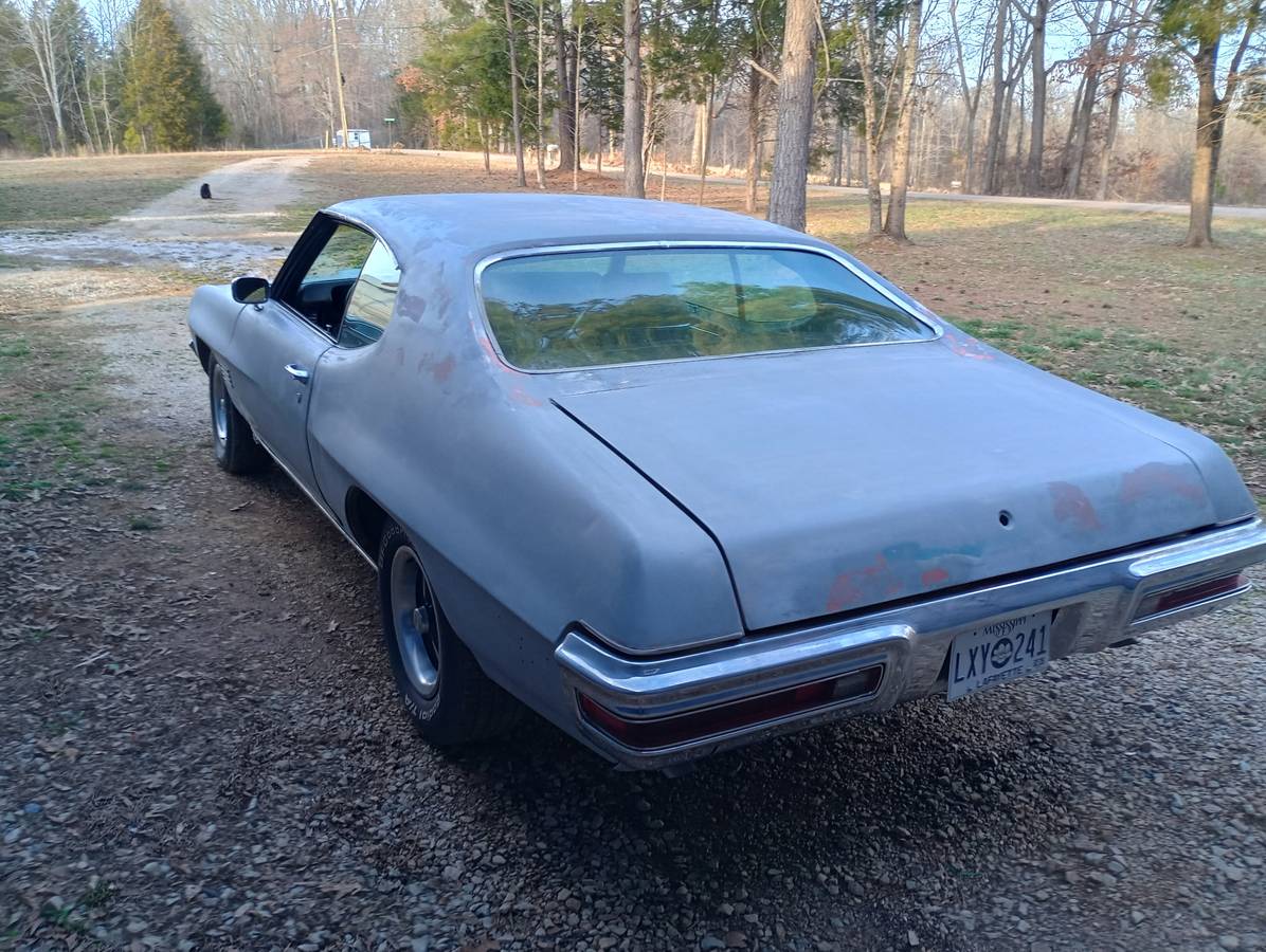 Pontiac-Lemans-1970-9