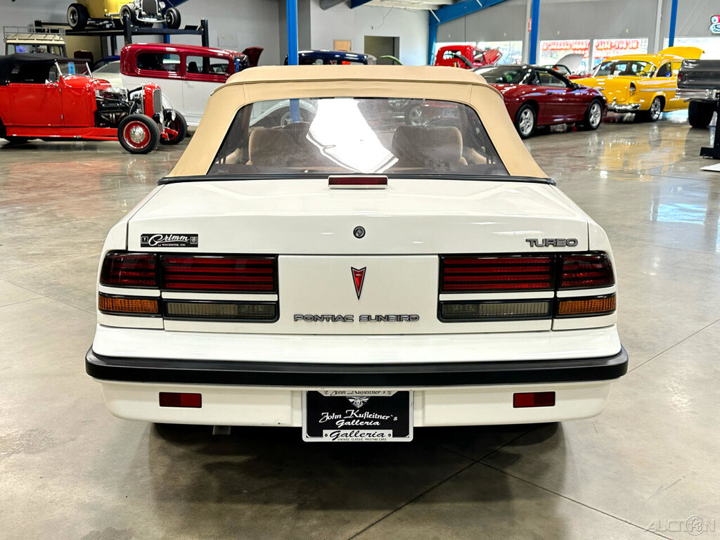 Pontiac-Sunbird-1989-Convertible-13