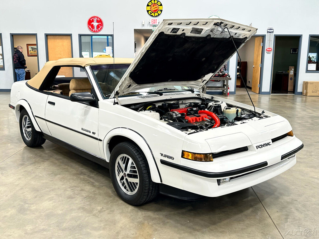 Pontiac-Sunbird-1989-Convertible-16