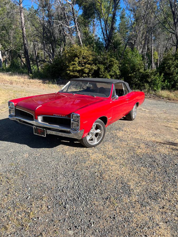 Pontiac-Tempest-1967-red-1