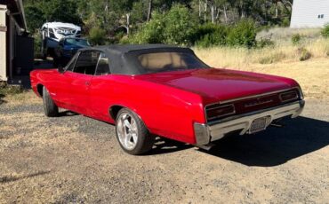 Pontiac-Tempest-1967-red-3
