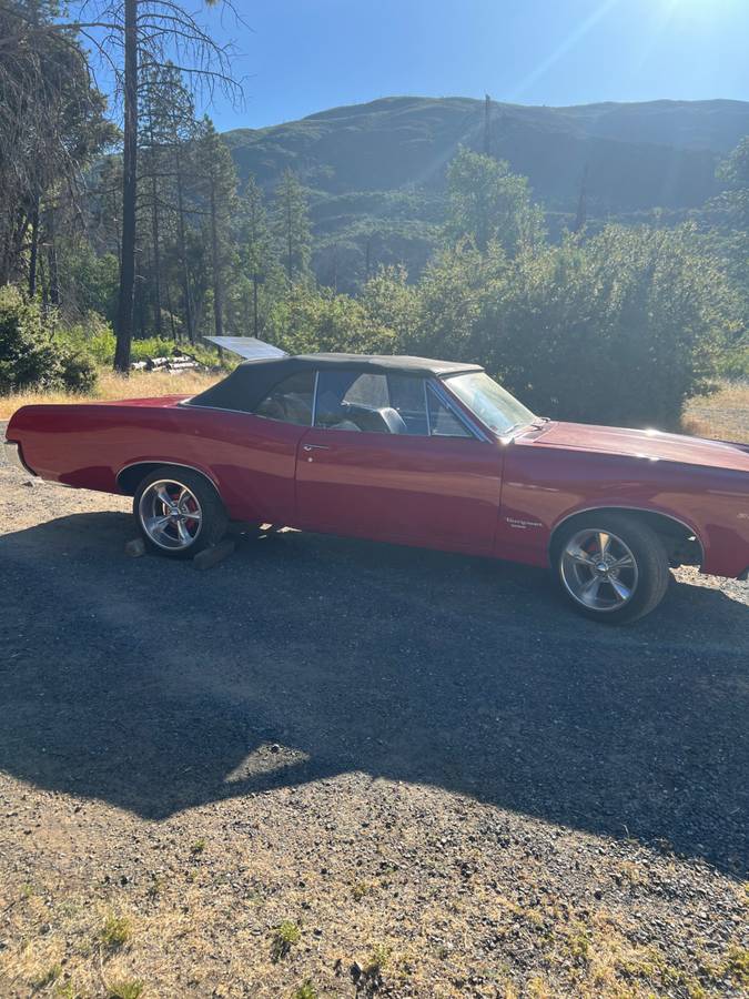Pontiac-Tempest-1967-red-5