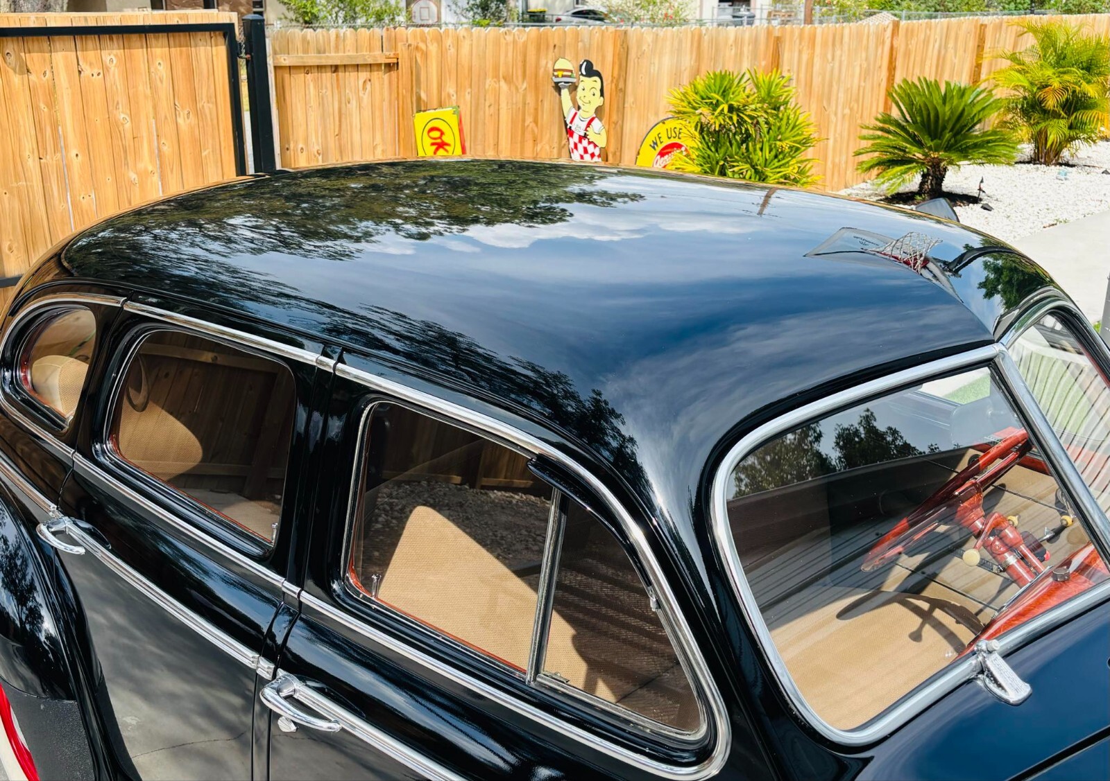 Pontiac-Torpedo-1941-11