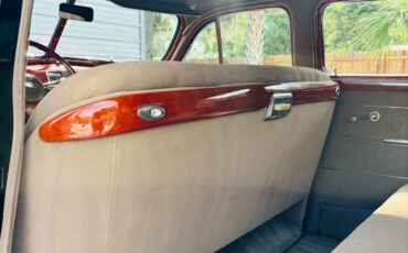 Pontiac-Torpedo-1941-21