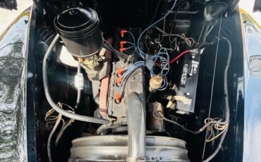 Pontiac-Torpedo-1941-33