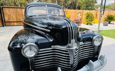 Pontiac-Torpedo-1941-9