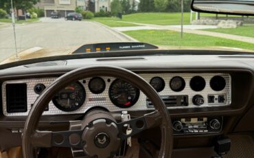 Pontiac-Trans-Am-1981-Coupe-8
