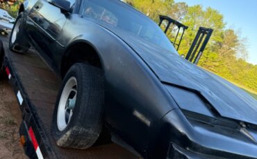 Pontiac-Trans-Am-1982-1