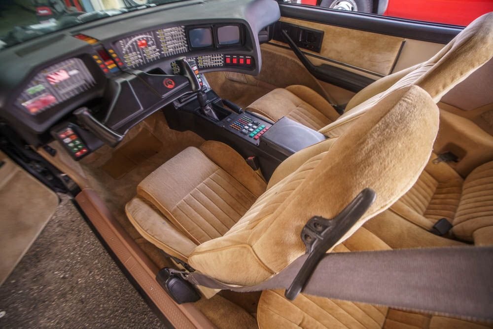 Pontiac-Trans-Am-1983-Coupe-11