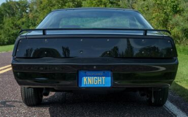 Pontiac-Trans-Am-1983-Coupe-4