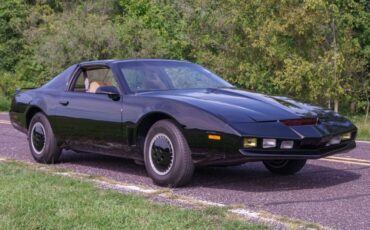 Pontiac-Trans-Am-1983-Coupe
