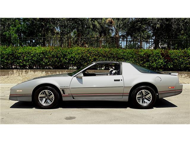 Pontiac-Trans-Am-1985-2-DOOR-HARD-TOP-1