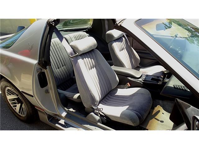 Pontiac-Trans-Am-1985-2-DOOR-HARD-TOP-14