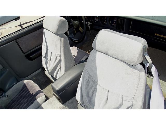 Pontiac-Trans-Am-1985-2-DOOR-HARD-TOP-16