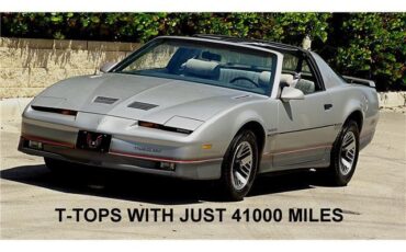 Pontiac-Trans-Am-1985-2-DOOR-HARD-TOP