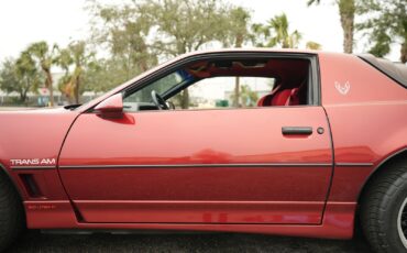 Pontiac-Trans-Am-1986-Coupe-18