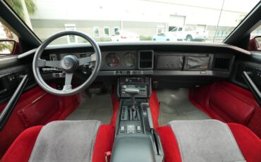 Pontiac-Trans-Am-1986-Coupe-5