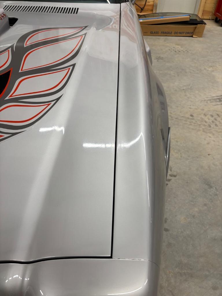 Pontiac-Trans-Am-built-455-4speed-1976-25
