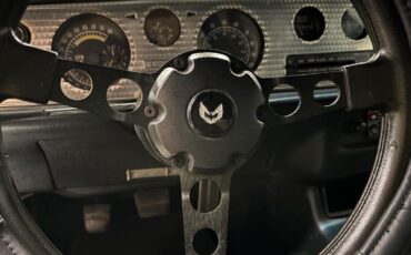 Pontiac-Trans-Am-built-455-4speed-1976-32