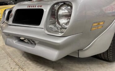 Pontiac-Trans-Am-built-455-4speed-1976-7