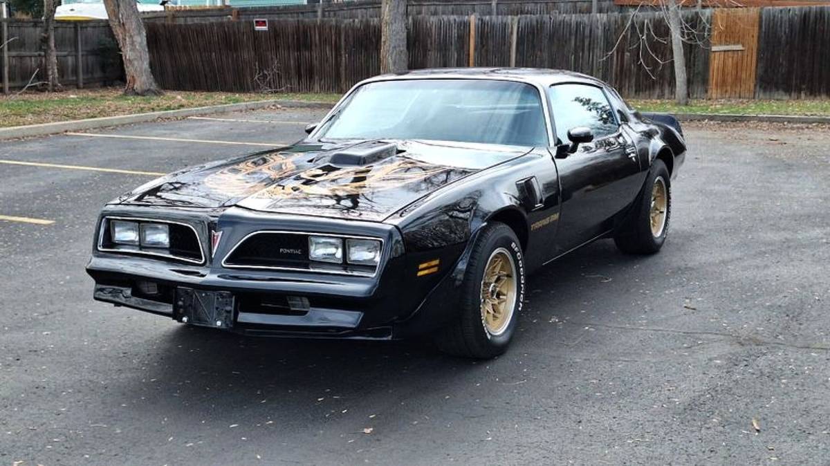 Pontiac-Trans-am-1978-black-1