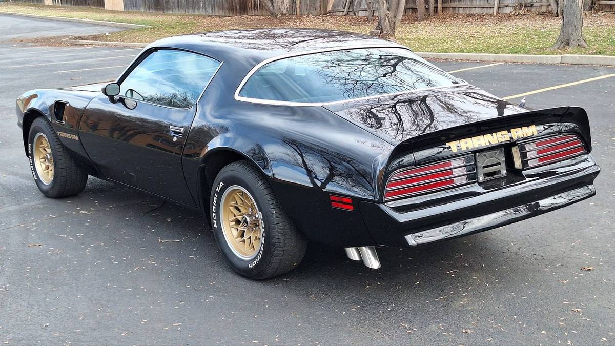 Pontiac-Trans-am-1978-black-10
