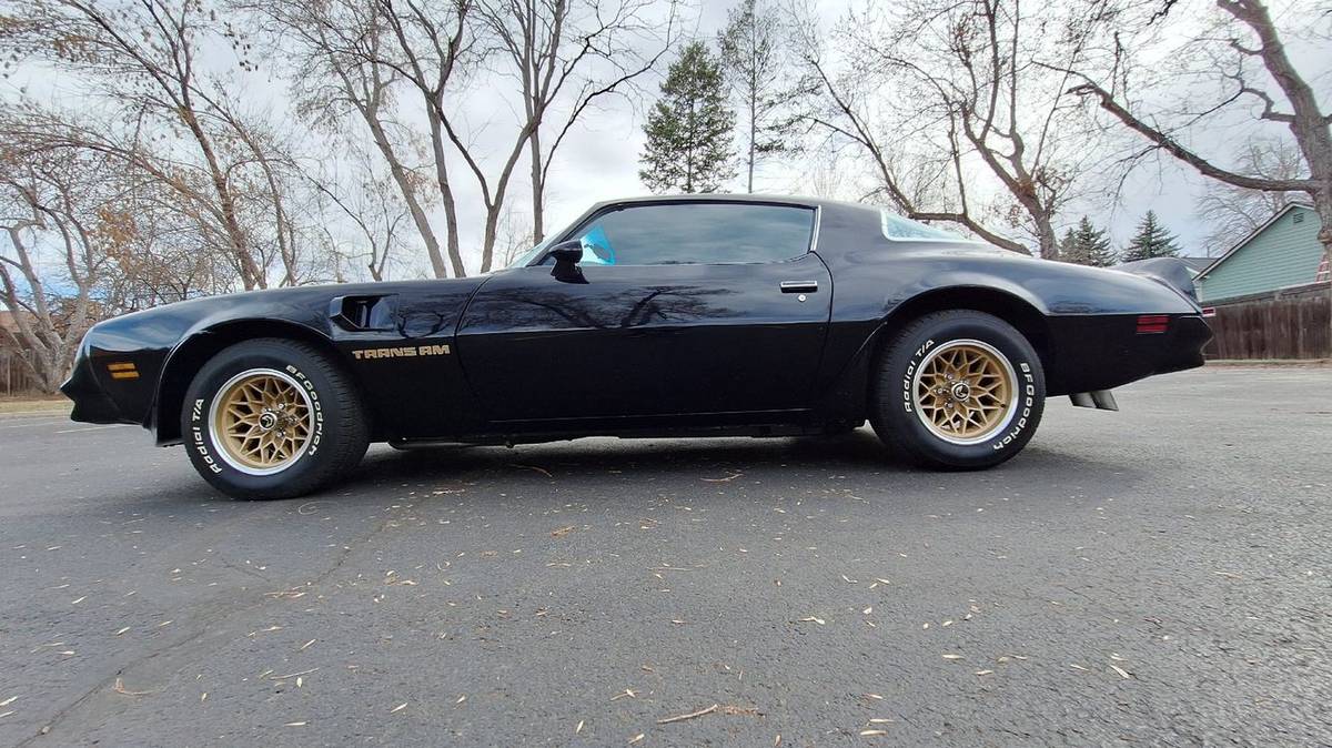 Pontiac-Trans-am-1978-black-12