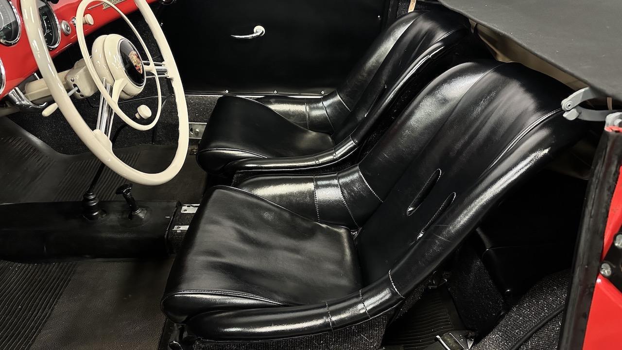 Porsche-356-1957-Convertible-26