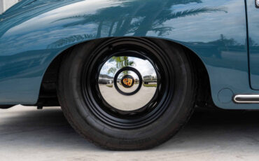 Porsche-356-1957-Convertible-34