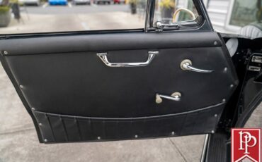 Porsche-356-1958-Convertible-19