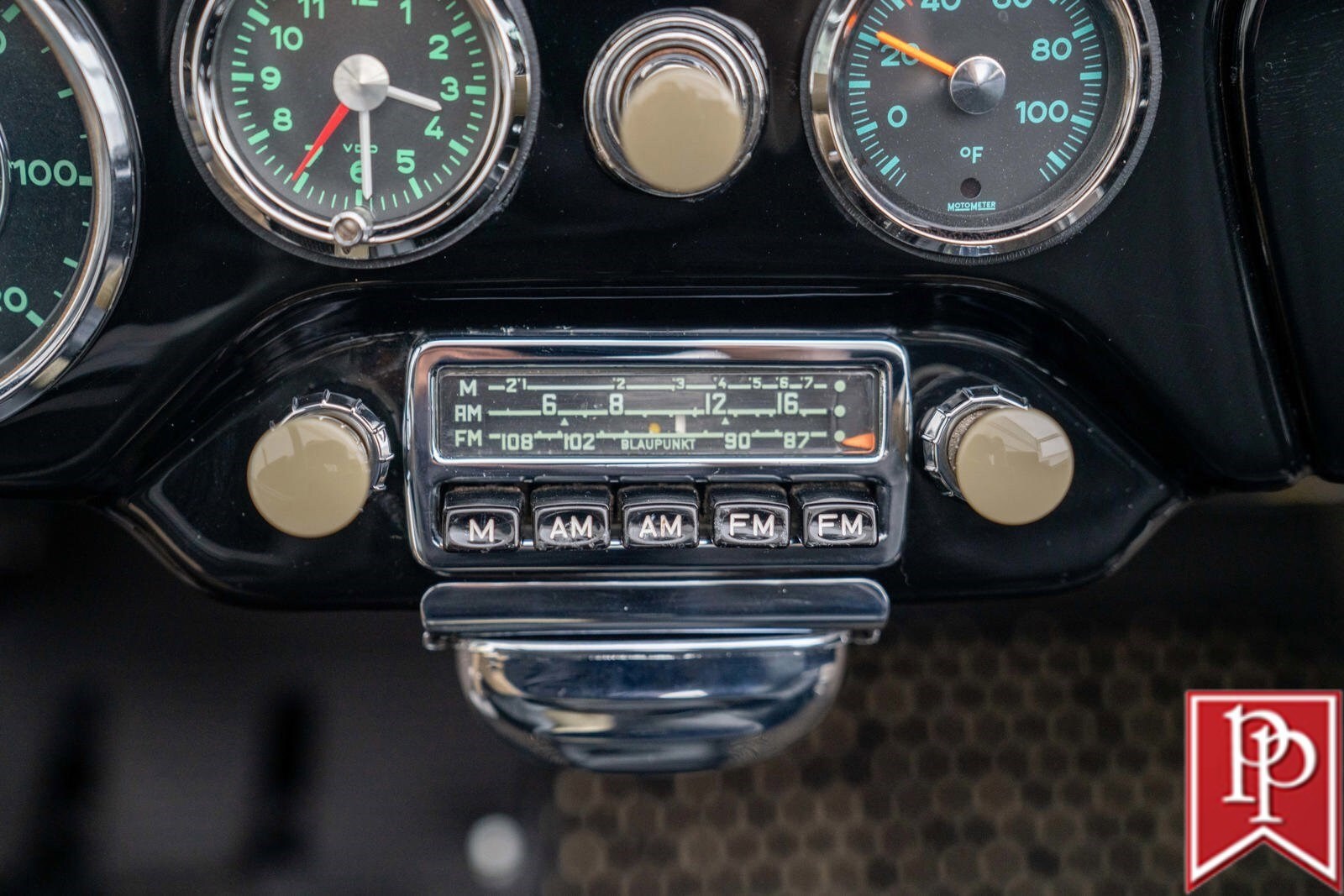 Porsche-356-1958-Convertible-28