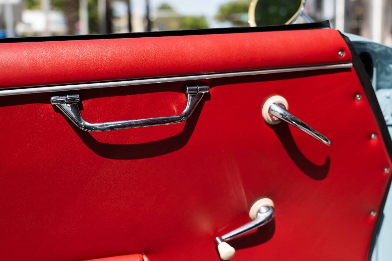 Porsche-356-1959-Convertible-17