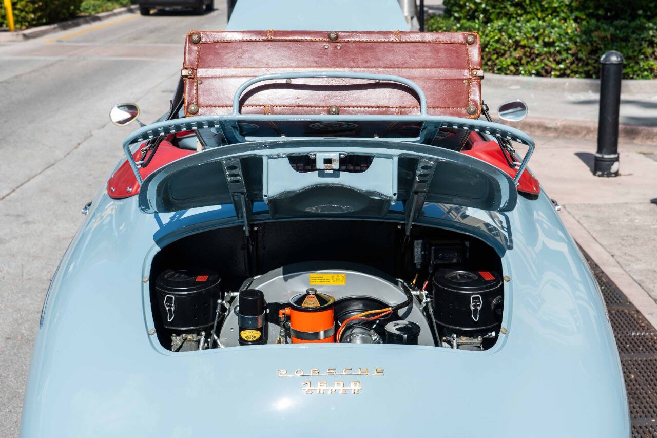 Porsche-356-1959-Convertible-32