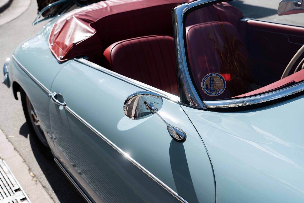Porsche-356-1959-Convertible-9