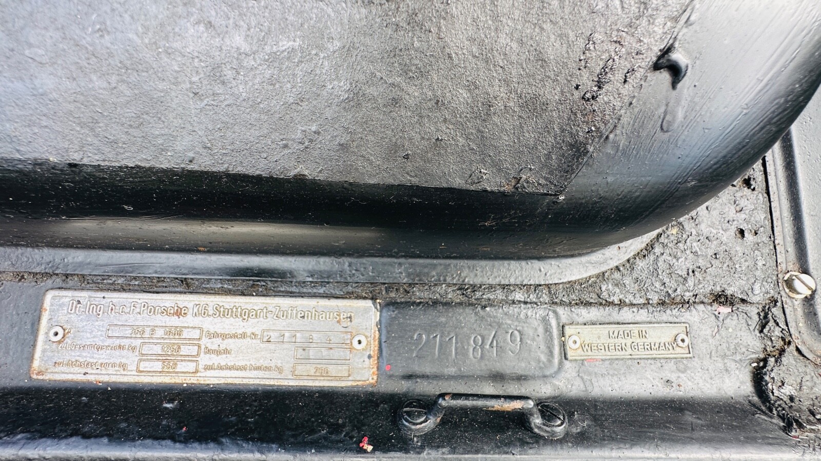 Porsche-356-1963-Coupe-31