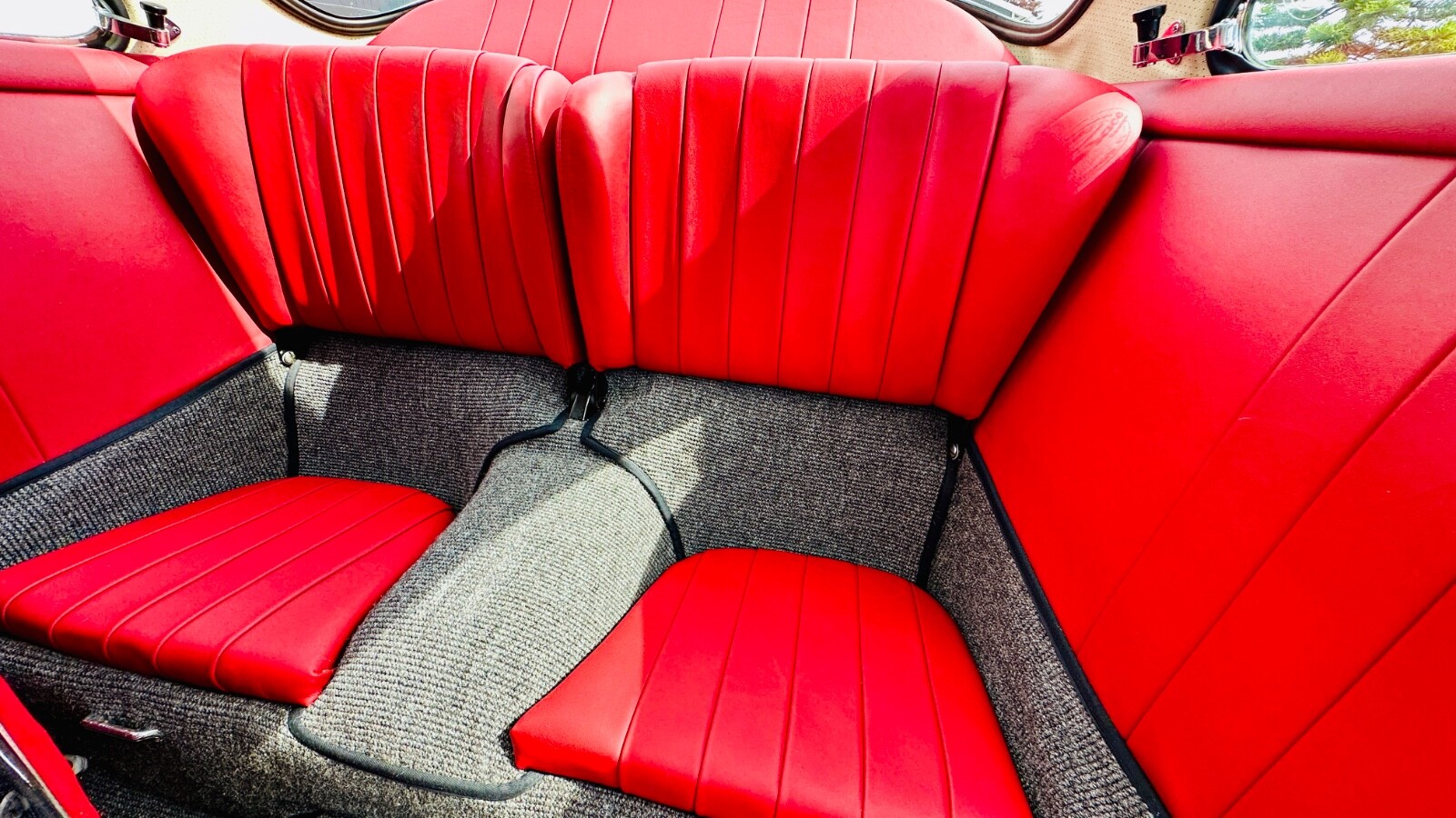 Porsche-356-1963-Coupe-37