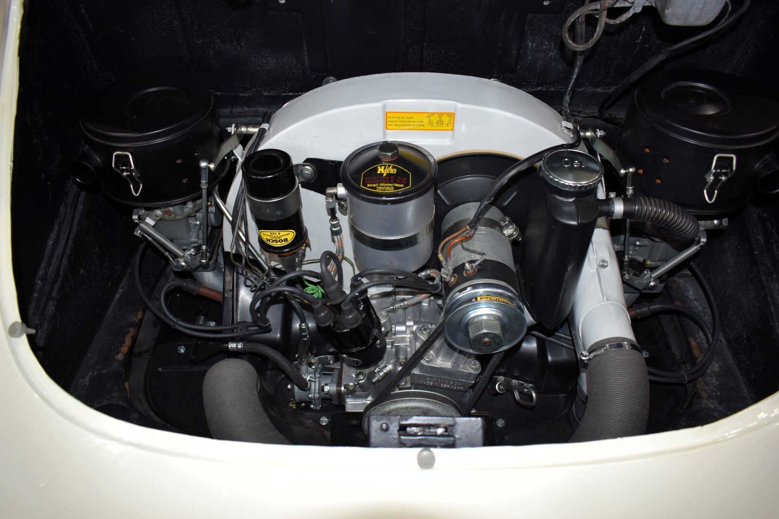 Porsche-356-1964-Coupe-8