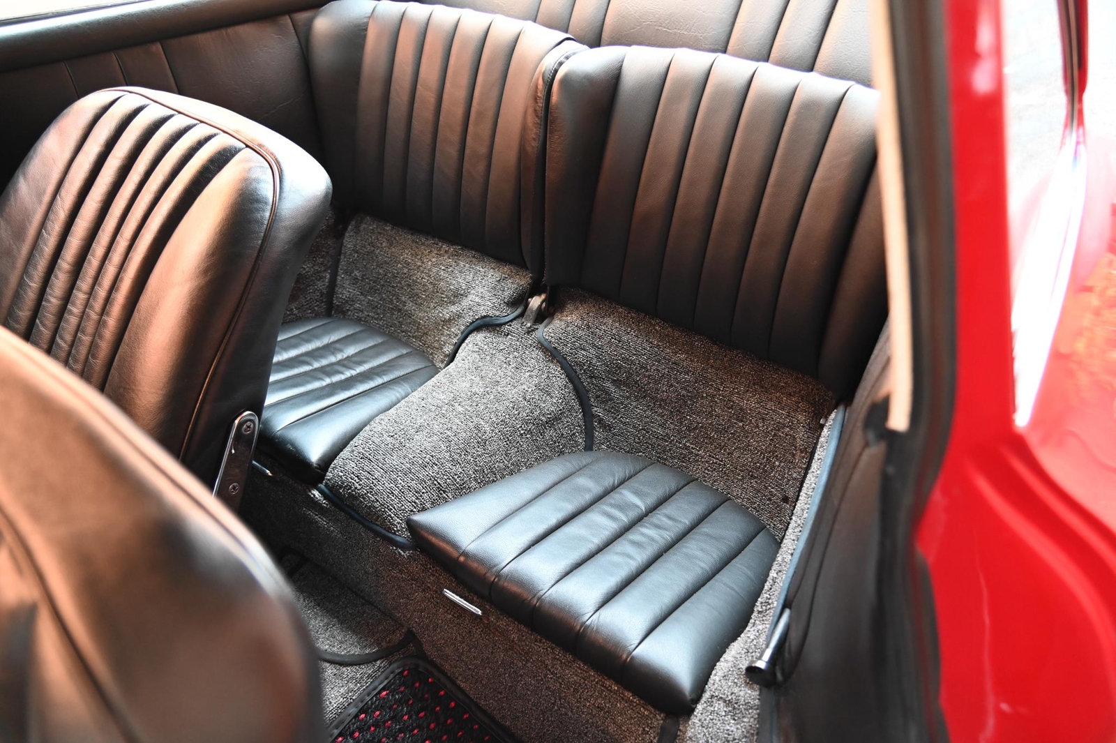 Porsche-356-B-1962-24