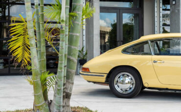 Porsche-911-1965-Coupe-2