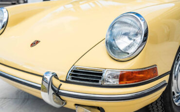 Porsche-911-1965-Coupe-26